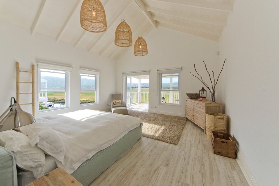 5 Bedroom Property for Sale in Thesen Islands Western Cape
